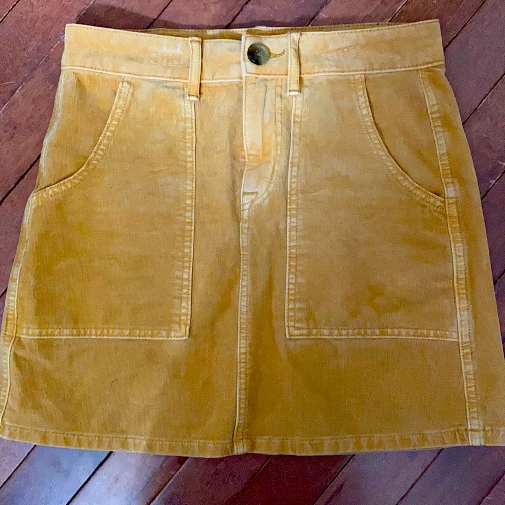 American Eagle cord mini skirt